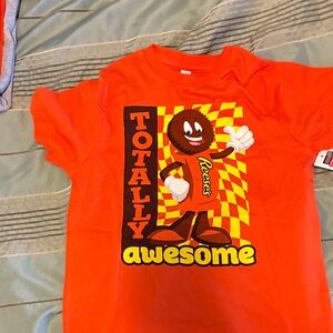 Reese's Reese’s Graphic T-Shirt